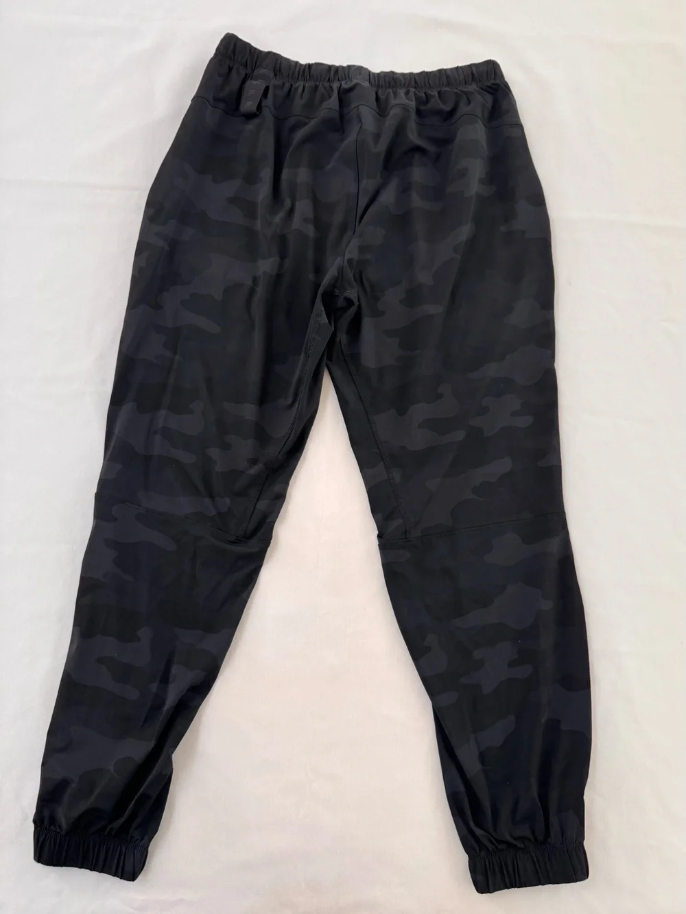 Fabletics The One Jogger Pants Mens Medium Black Camo Gym